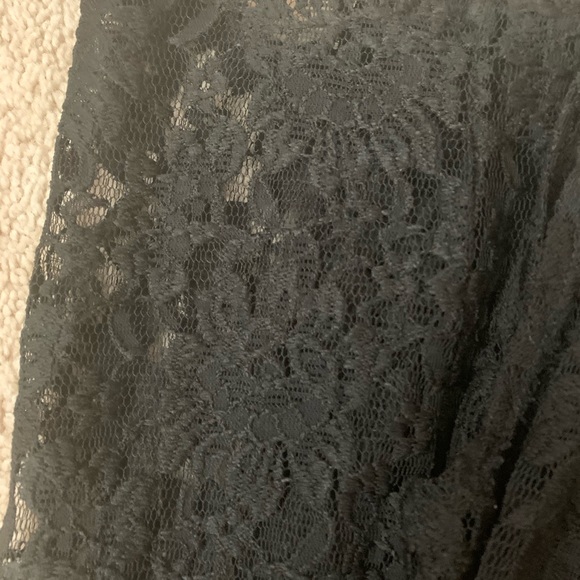 Lularoe Black lace Joy - Picture 1 of 3